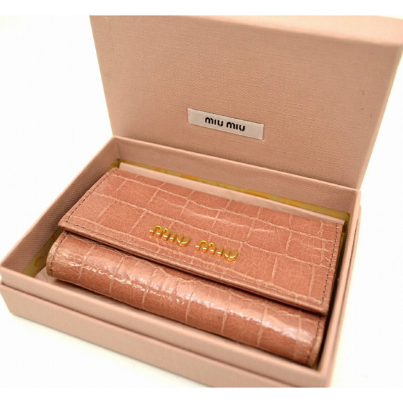 Miu Miu 6-Row Key Case Embossed Leather Pink - Picture 9 of 9